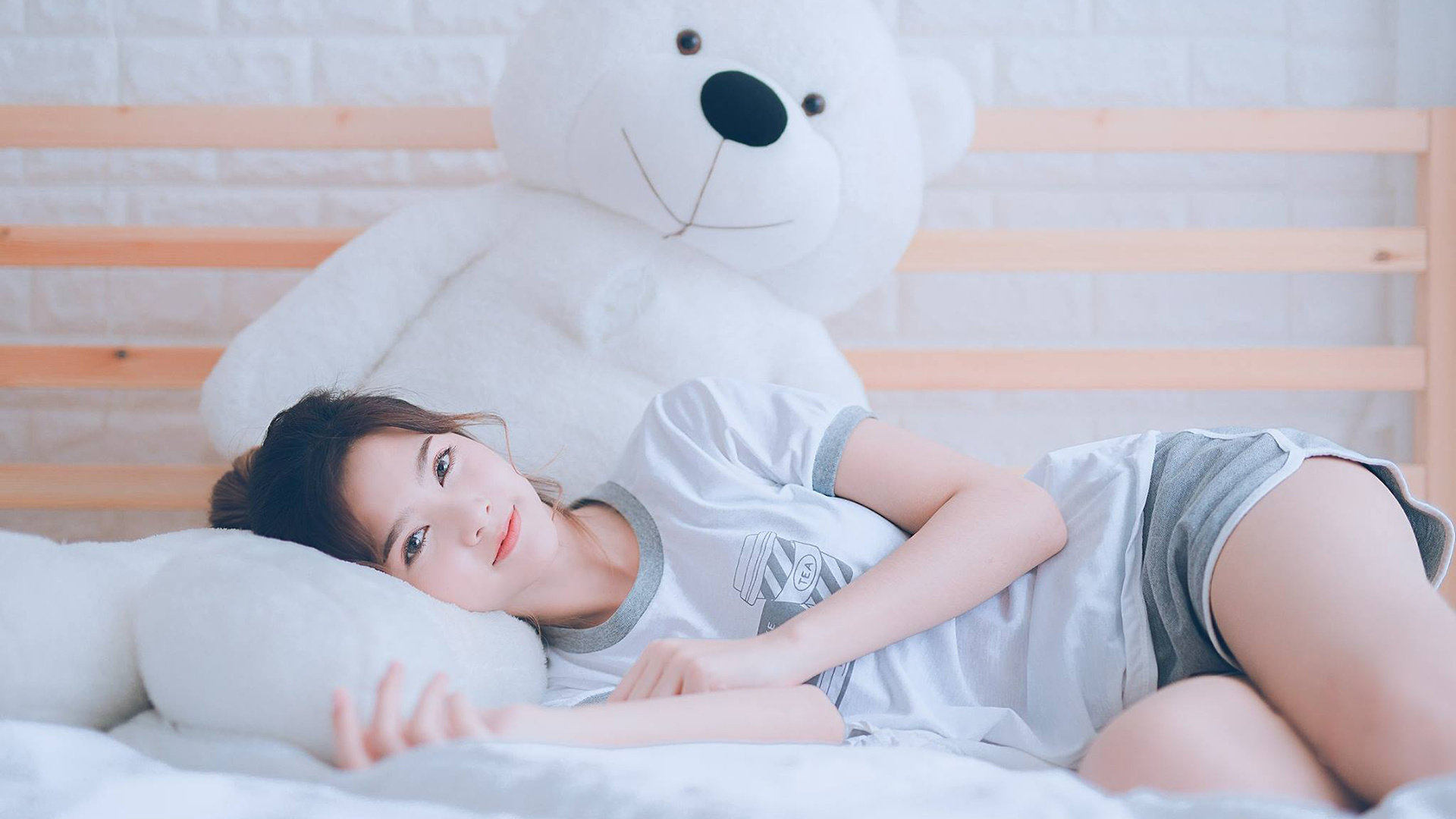 城市德比再次上演两队对攻激烈裁判频频介入保持比赛秩序,cba京城德比